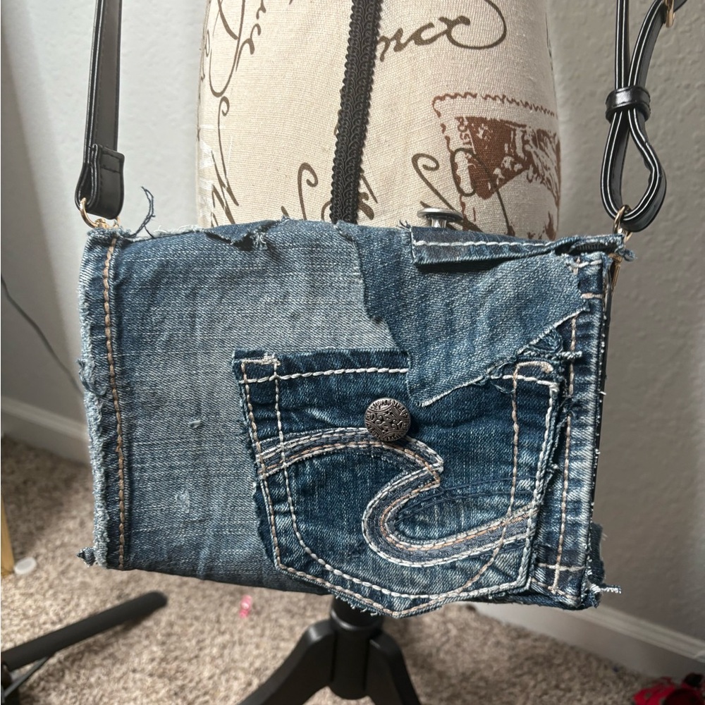 Stylish Patchwork Denim Crossbody Bag - image 4